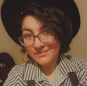 Meet your Posher, Clarissa